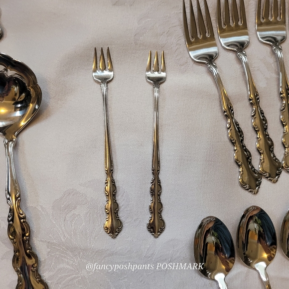 58pcs!ONEIDA Mozart stainless steel high quality extended luxury flatware set - Picture 9 of 17